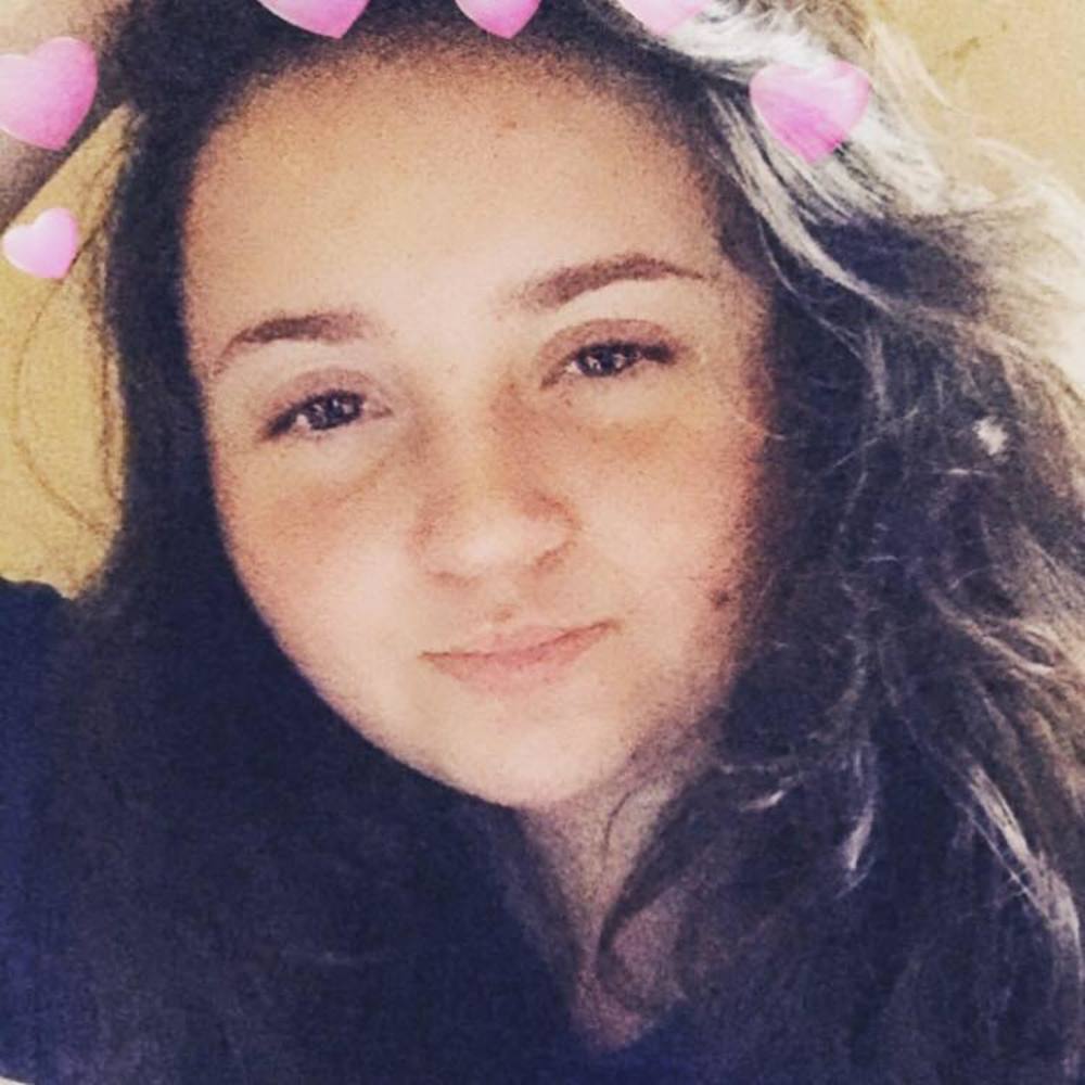 Meet your Posher, Isabella